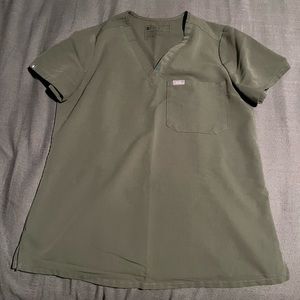 Womens FIGS Moss Catarina top